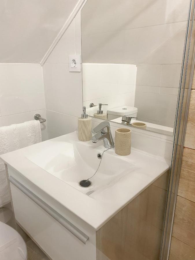 Apartamentos La Reina อาร์กอส เดลา ฟรอนเตรา ภายนอก รูปภาพ