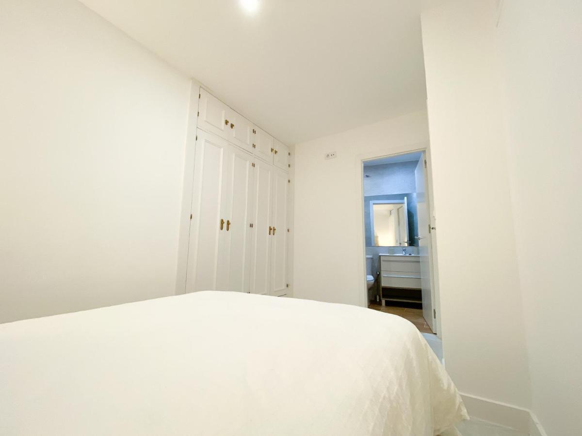 Apartamentos La Reina อาร์กอส เดลา ฟรอนเตรา ภายนอก รูปภาพ